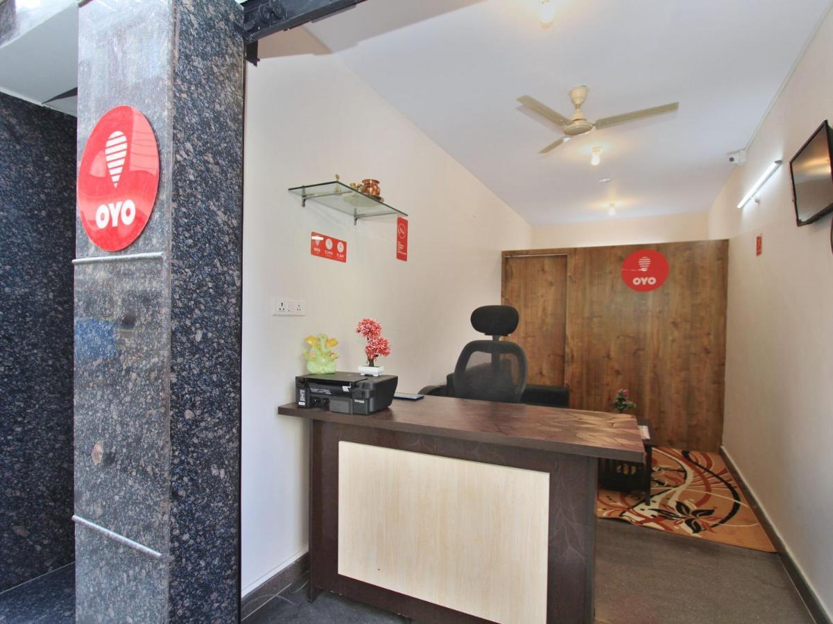 Oyo 12033 Hotel Royal Residence Bangalore Exteriör bild